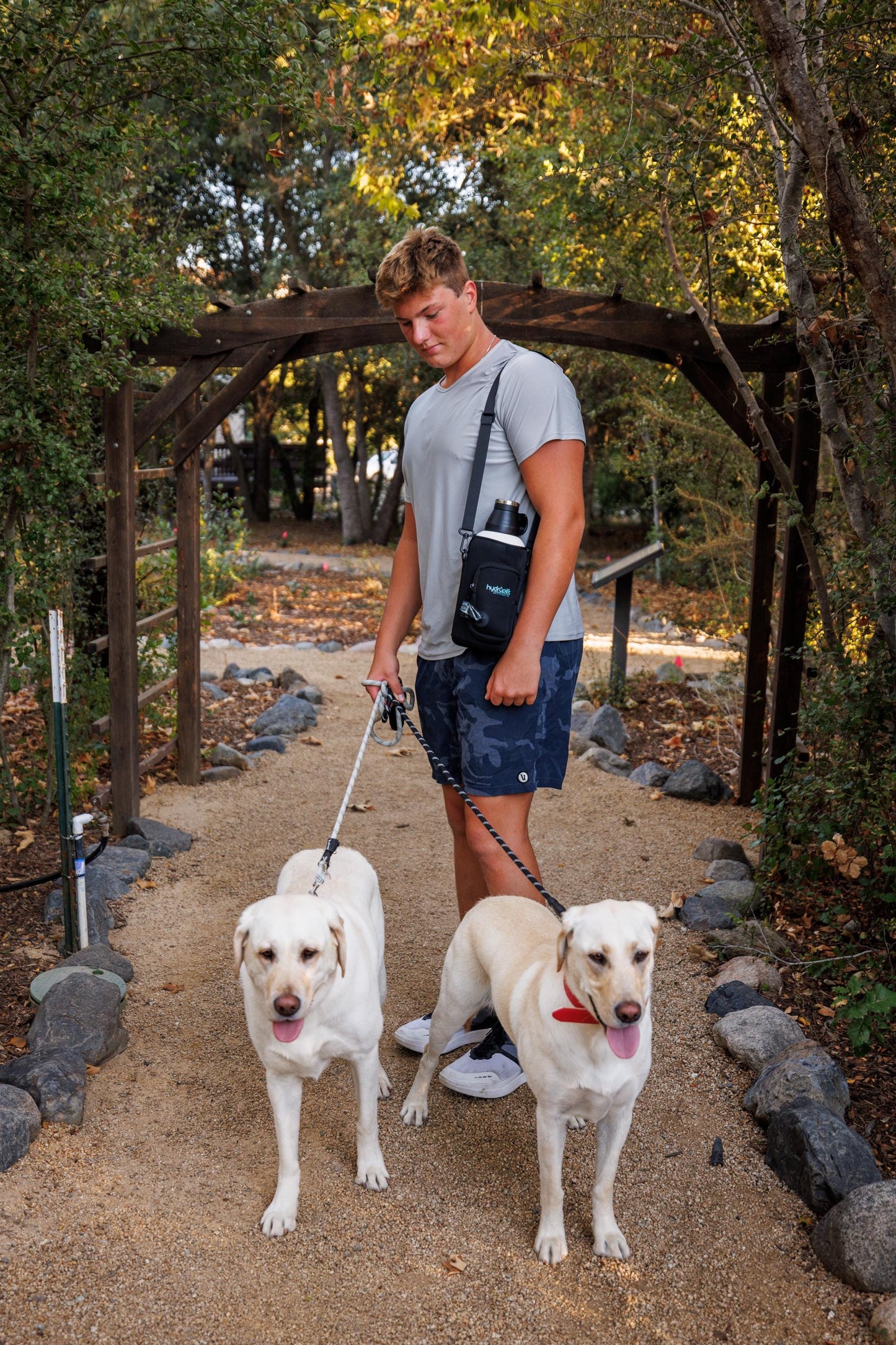 Hydropet Dog Water Bottle: Stainless Steel with Dual Bowls & Neoprene Bag